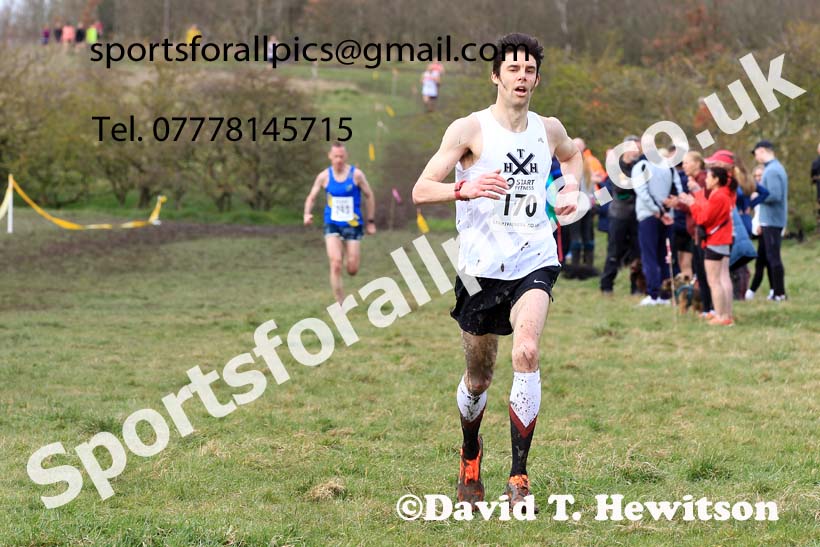 Men 35 to 60 in the 2023 BMAF Cross Country Champs., Wallsend. Photo: David T. Hewitson/Sports for All Pics